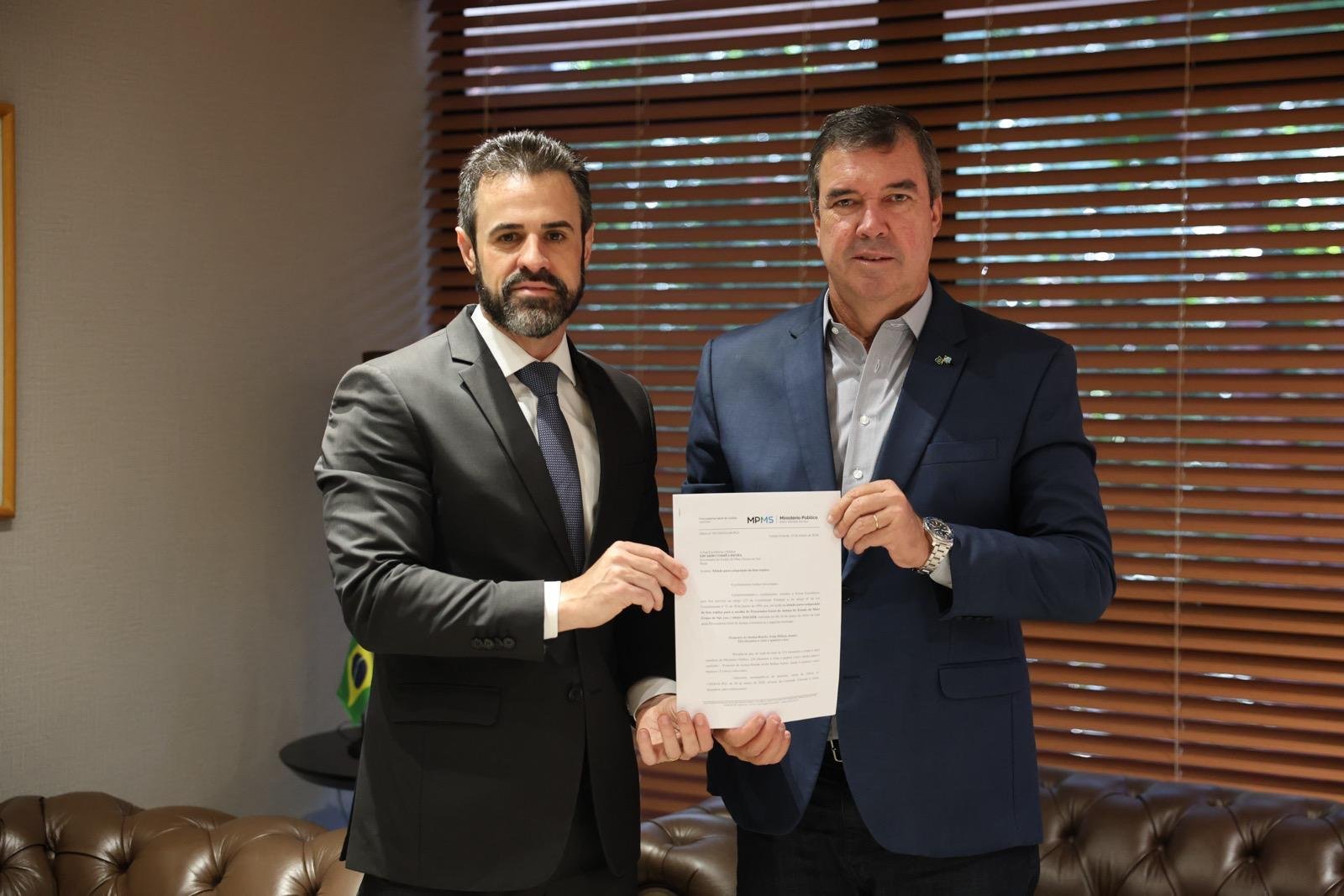 Governador nomeia Romão Avila Milhan Junior para novo mandato como Procurador-Geral de Justiça do MPMS no biênio 2026-2028
