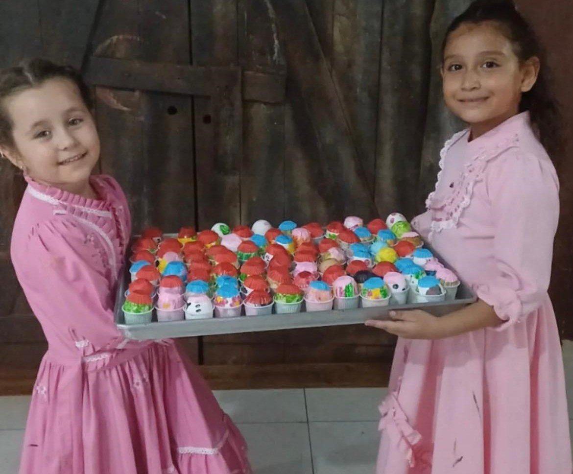 Os alunos mirins do CTG Campos da Vacaria, de Sidrolândia, participaram de uma oficina especial de Páscoa.